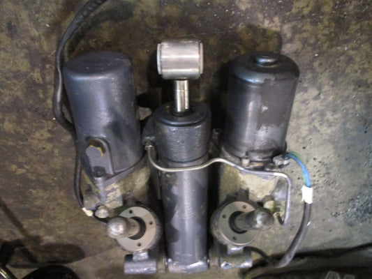 Yamaha 250hp 4 stroke outboard tilt trim unit